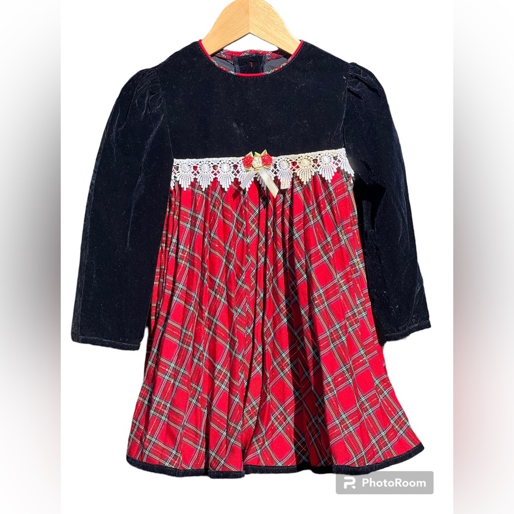 Youngland Vintage Tartan Velvet Dress